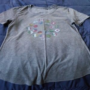 Womens Medium tshirt
